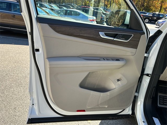 New 2026 Volkswagen Atlas SEL Premium R-Line image 9