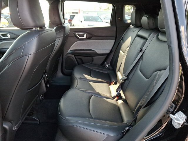 Certified 2024 Jeep Compass Latitude AWD/4WD image 13