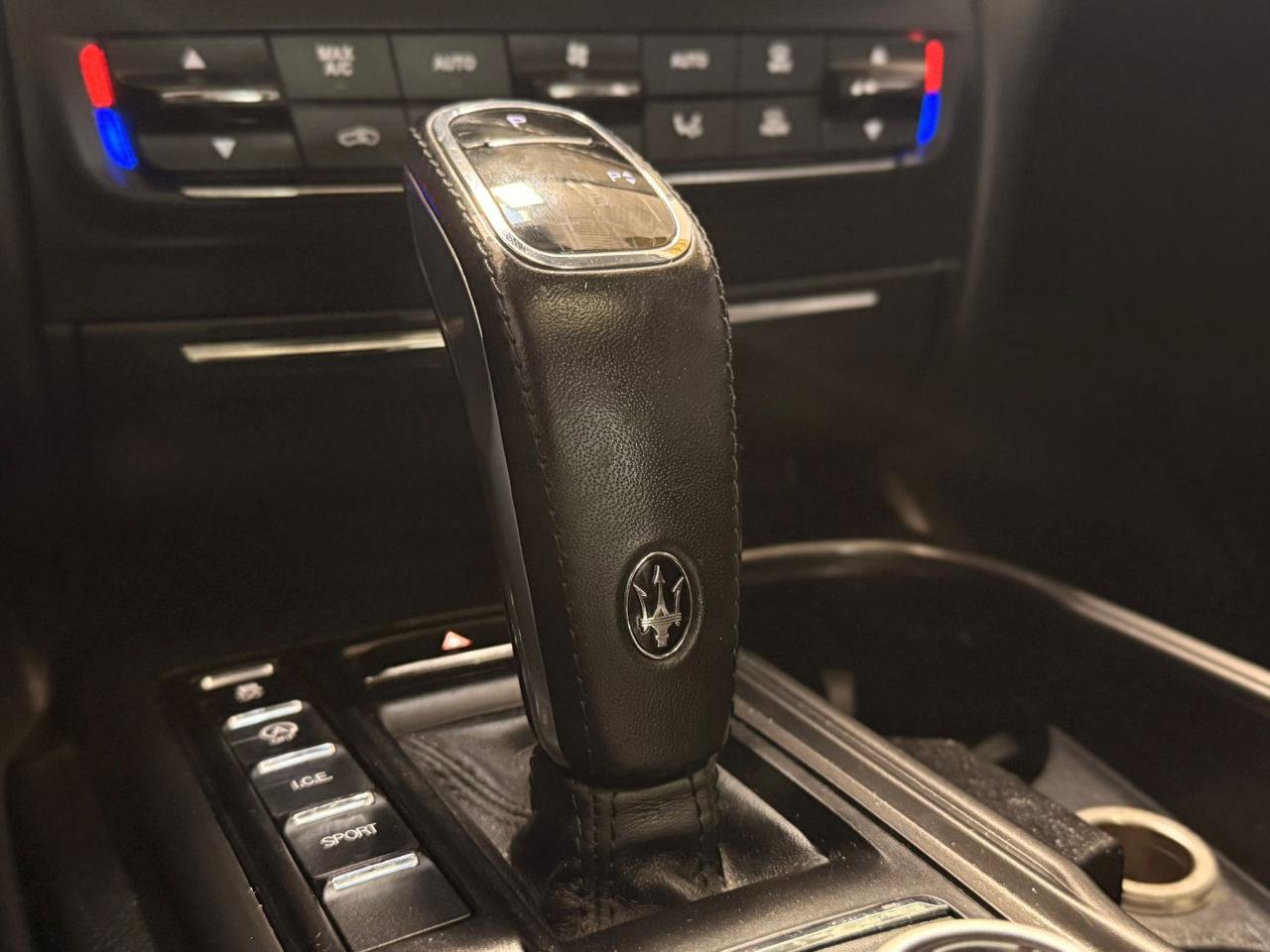 Used 2020 Maserati Ghibli S Q4 AWD/4WD image 33