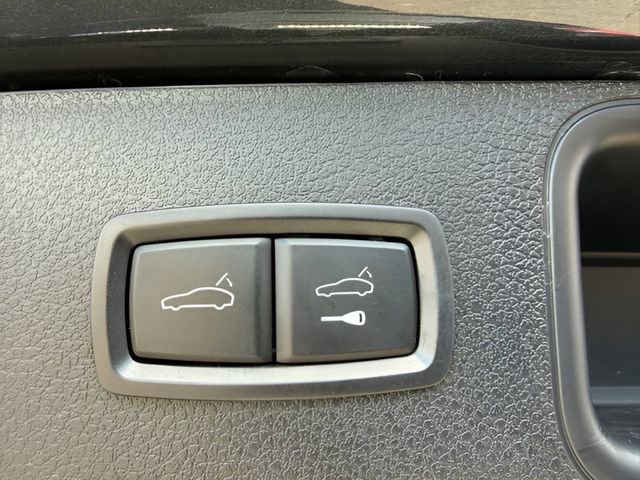 Used 2019 Porsche Macan S w/ Premium Package Plus image 8