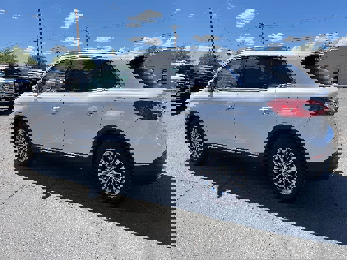 Used 2018 Lincoln MKX Select w/ Select Plus Package image 8