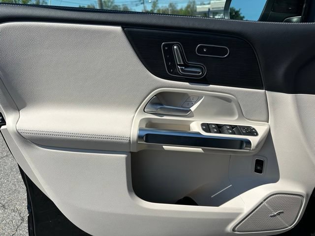 New 2026 Mercedes-Benz GLB 250 4MATIC image 12