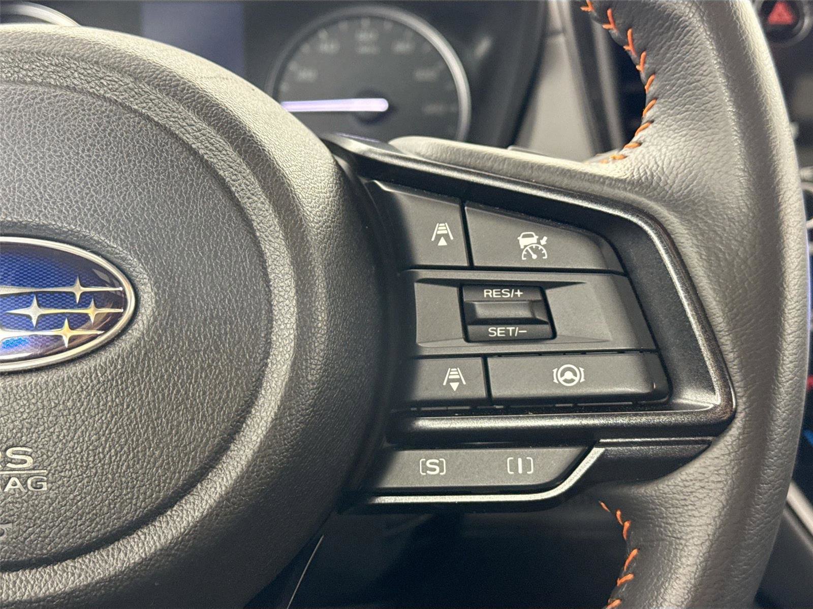 Used 2024 Subaru Crosstrek 2.5i Limited w/ Crosstrek Mirror Package image 18