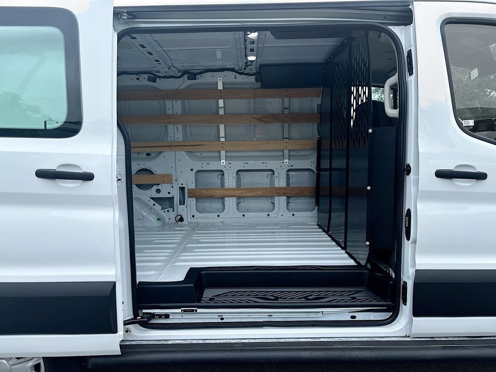 Used 2025 Ford Transit 250 Low Roof w/ Exterior Upgrade Package RWD image 16