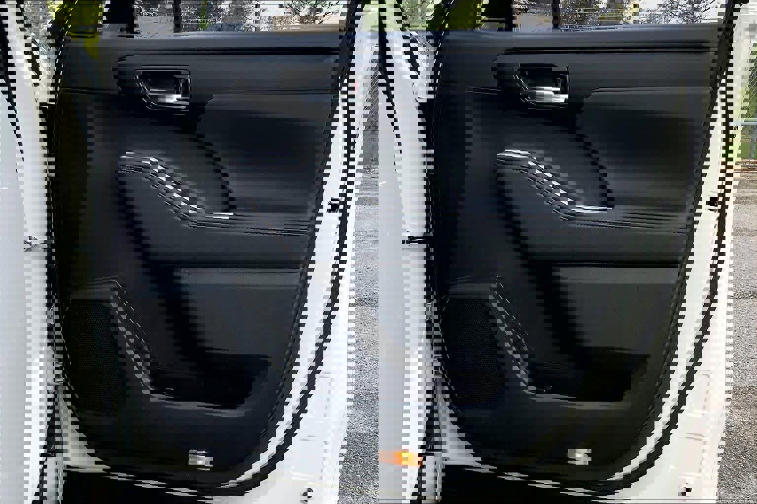 Used 2023 Toyota Highlander XLE image 22