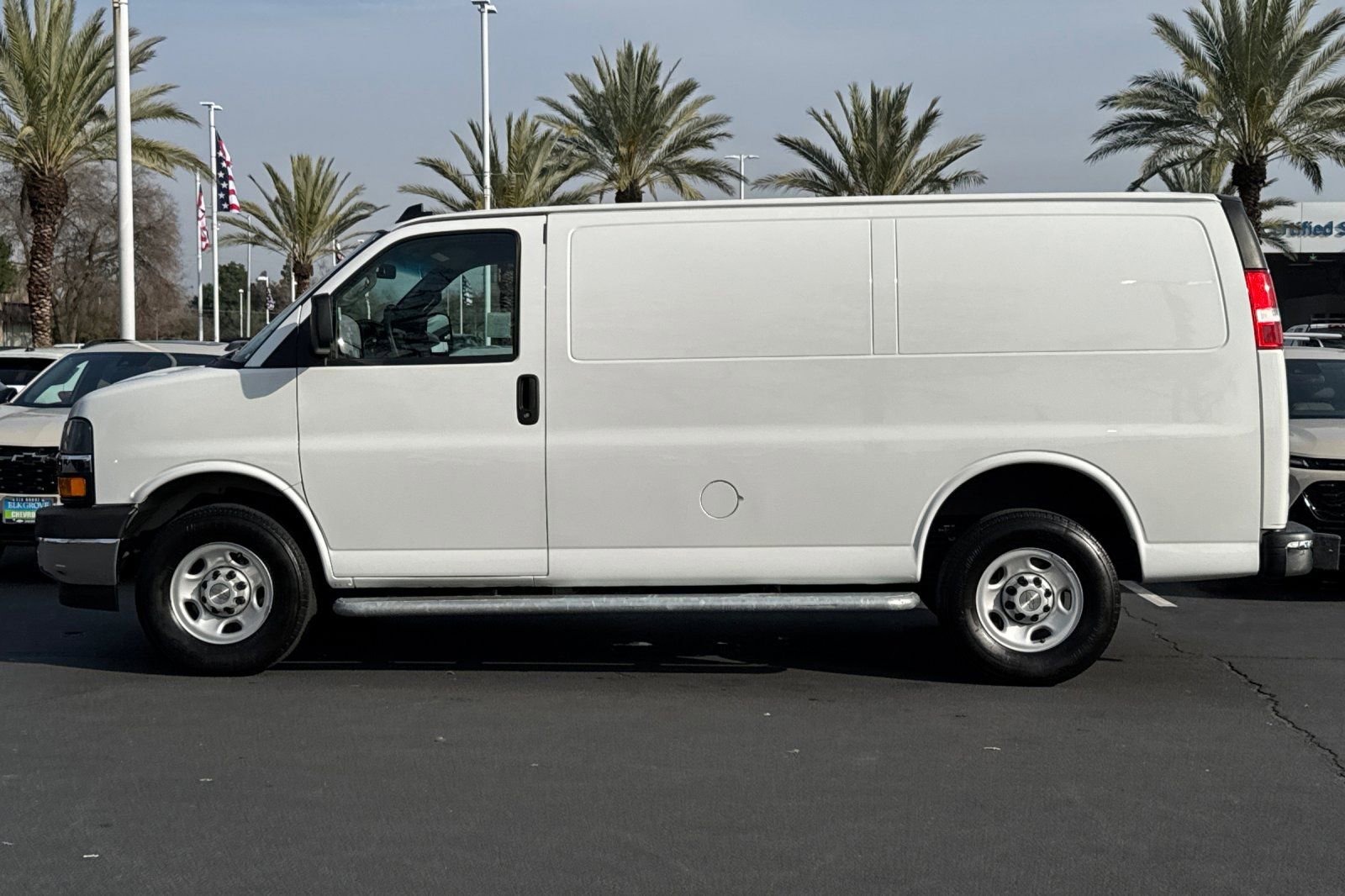 Used 2024 Chevrolet Express 2500 w/ Driver Convenience Package image 6
