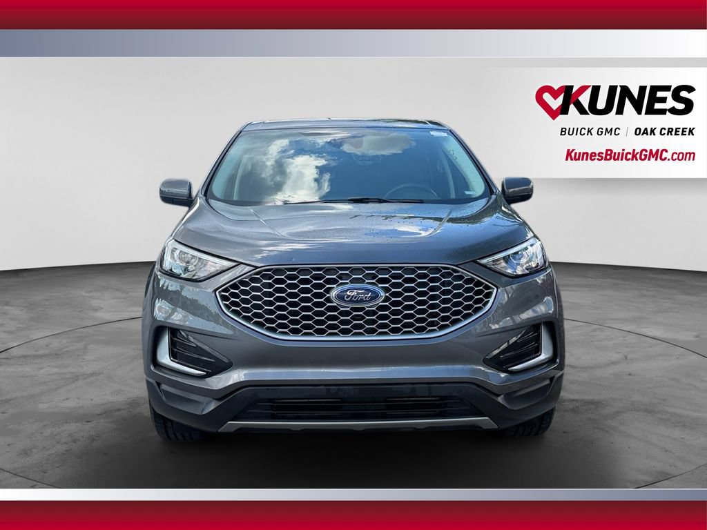 Used 2024 Ford Edge SEL AWD/4WD image 3