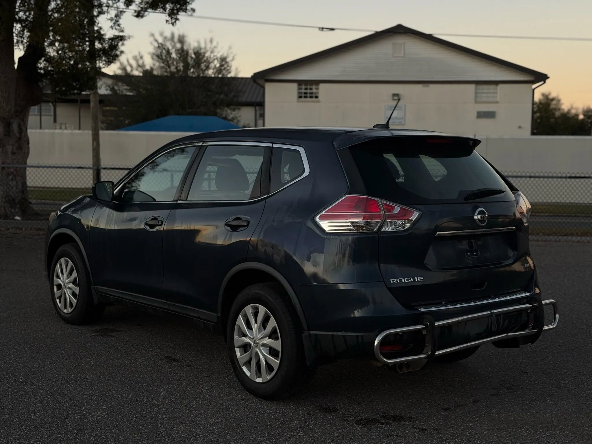 Used 2016 Nissan Rogue S image 7