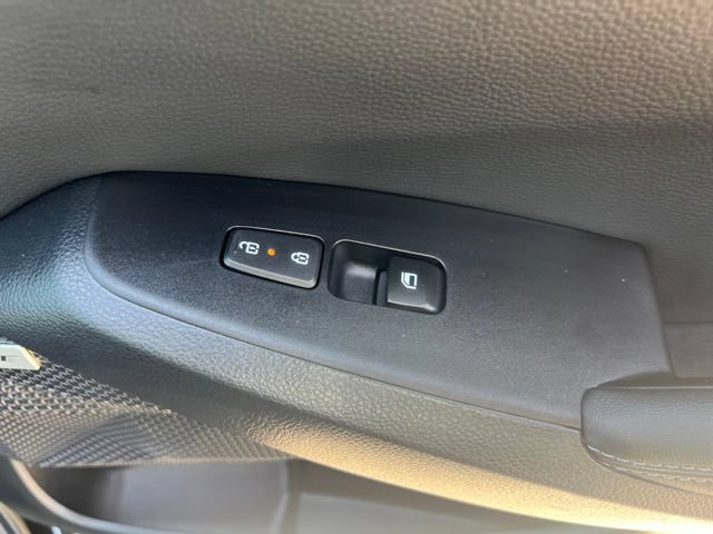 Used 2026 Kia Seltos SX w/ SX Sunroof Package AWD/4WD image 28