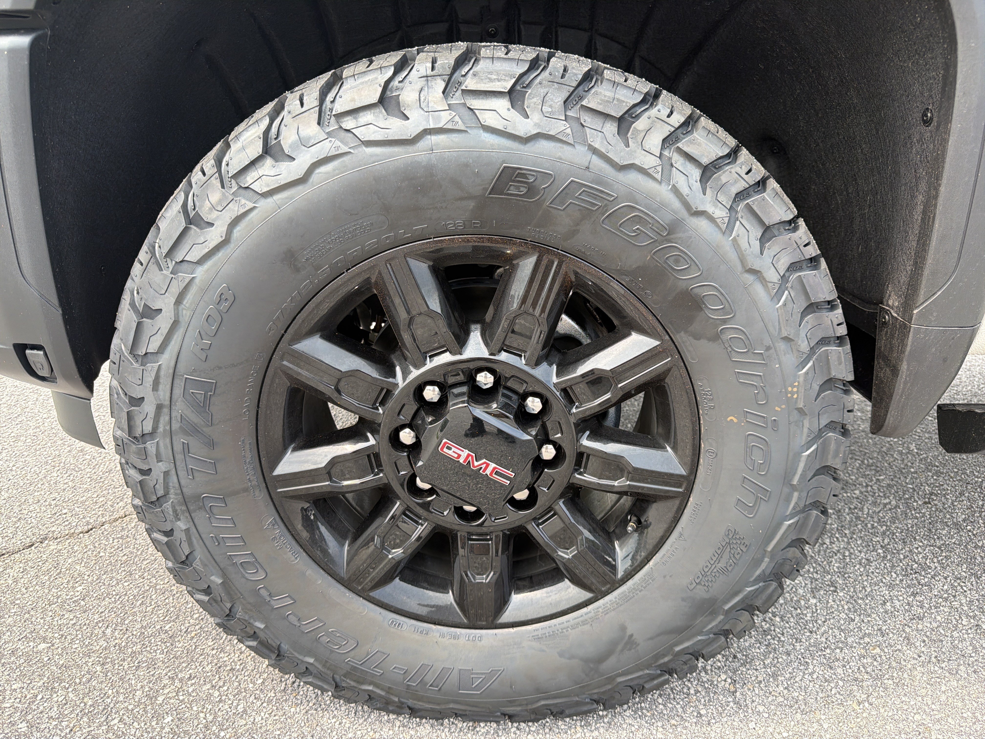 New 2026 GMC Sierra 2500 AT4 w/ AT4 Premium Plus Package AWD/4WD image 12