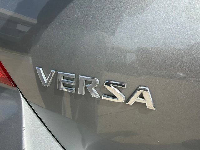 Used 2012 Nissan Versa 1.8 S FWD image 11