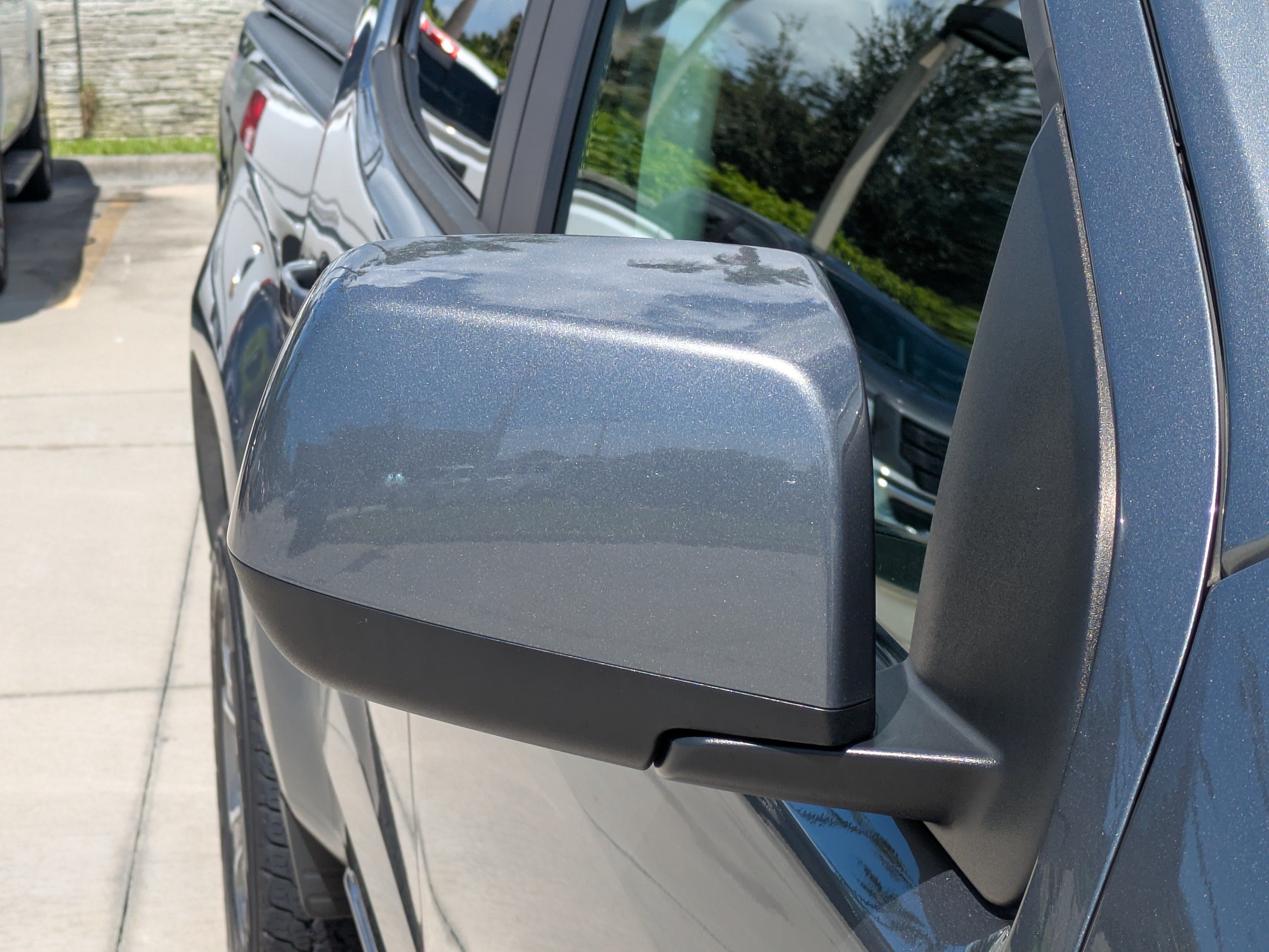 Used 2019 Chevrolet Colorado Z71 AWD/4WD image 8