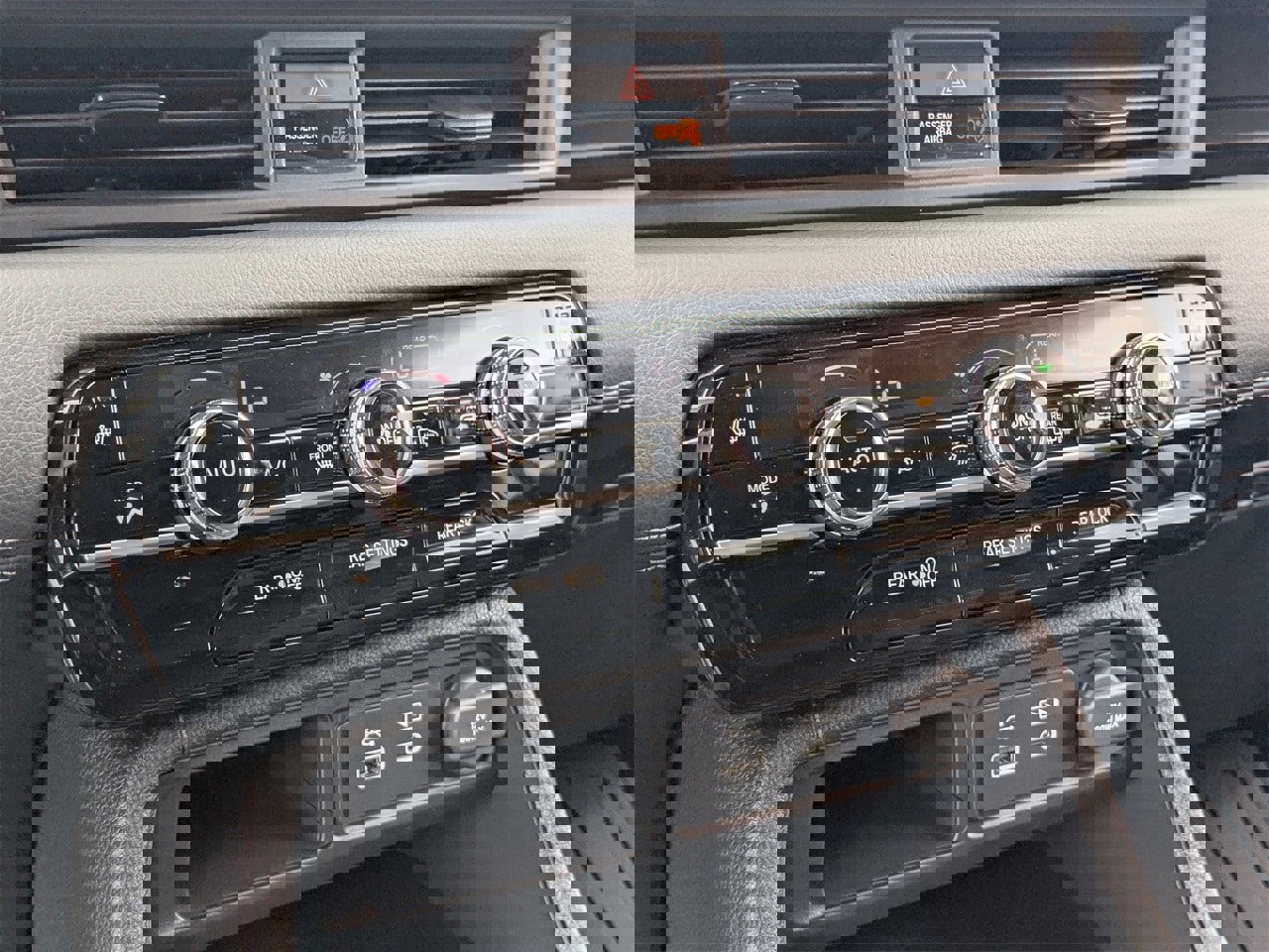 New 2025 Honda Pilot EX-L image 15