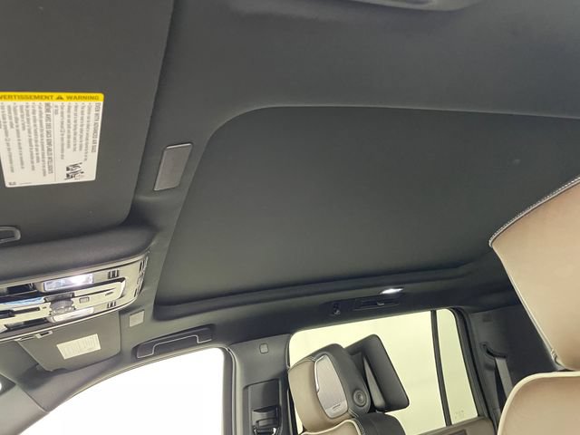 New 2026 GMC Yukon XL Denali Ultimate AWD/4WD image 7