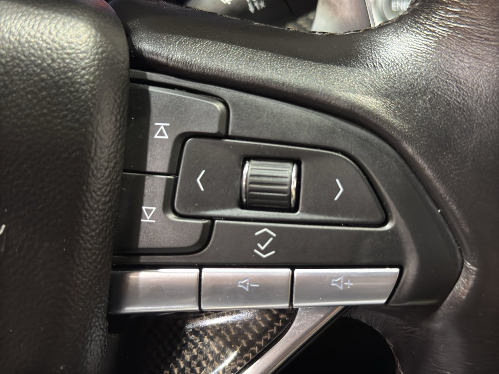 Used 2024 Cadillac XT6 Sport w/ Technology Package AWD/4WD image 27