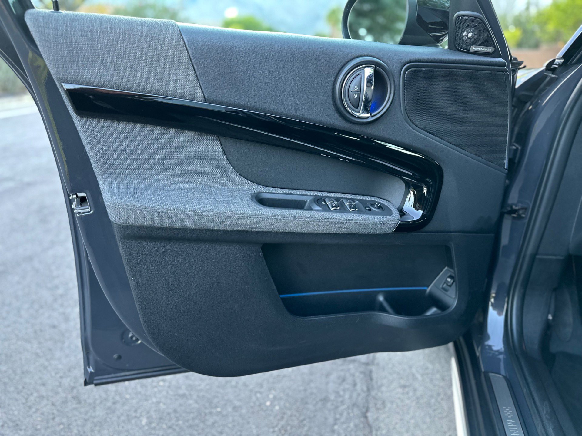 Used 2020 MINI Cooper Countryman S w/ Storage Package image 18