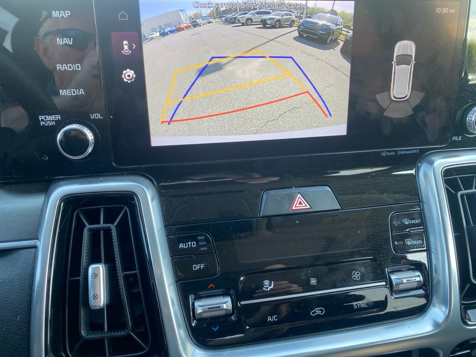 Used 2023 Kia Sorento SX image 23