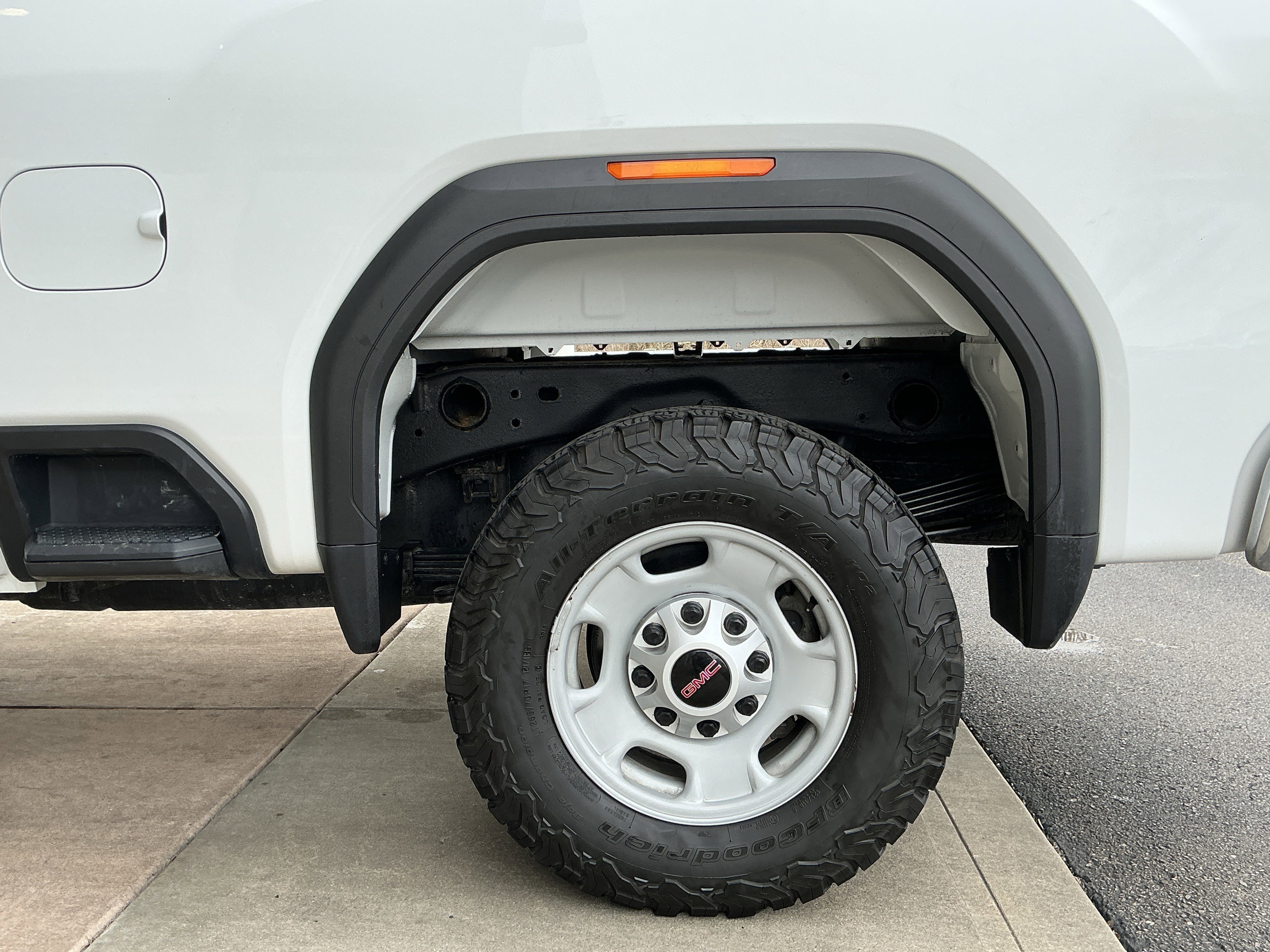 Used 2023 GMC Sierra 2500 Pro AWD/4WD image 22