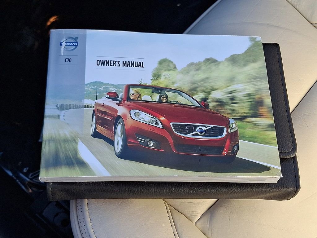 Used 2013 Volvo C70 T5 image 23