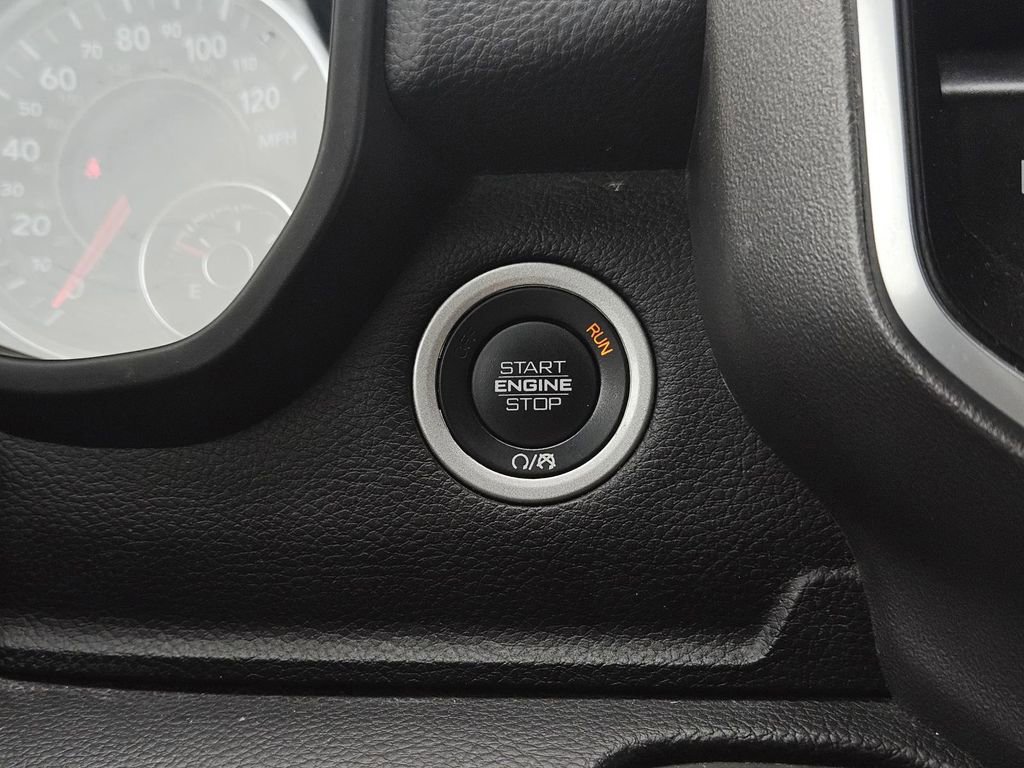 Used 2025 RAM 1500 Big Horn image 25