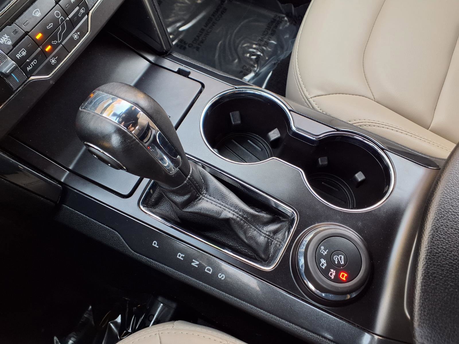 Certified 2019 Ford Explorer XLT w/ Equipment Group 202A image 26