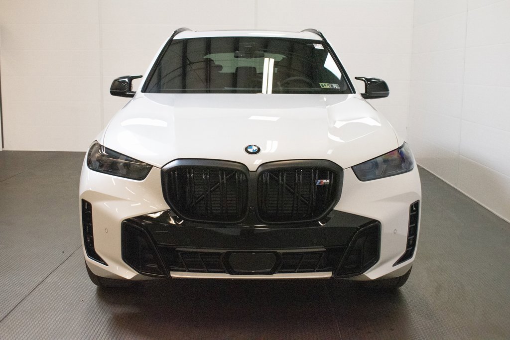 New 2026 BMW X5 M60i image 2
