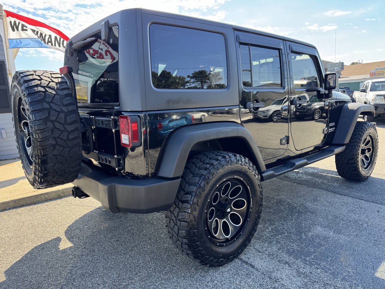 Used 2012 Jeep Wrangler Unlimited Sport AWD/4WD image 11
