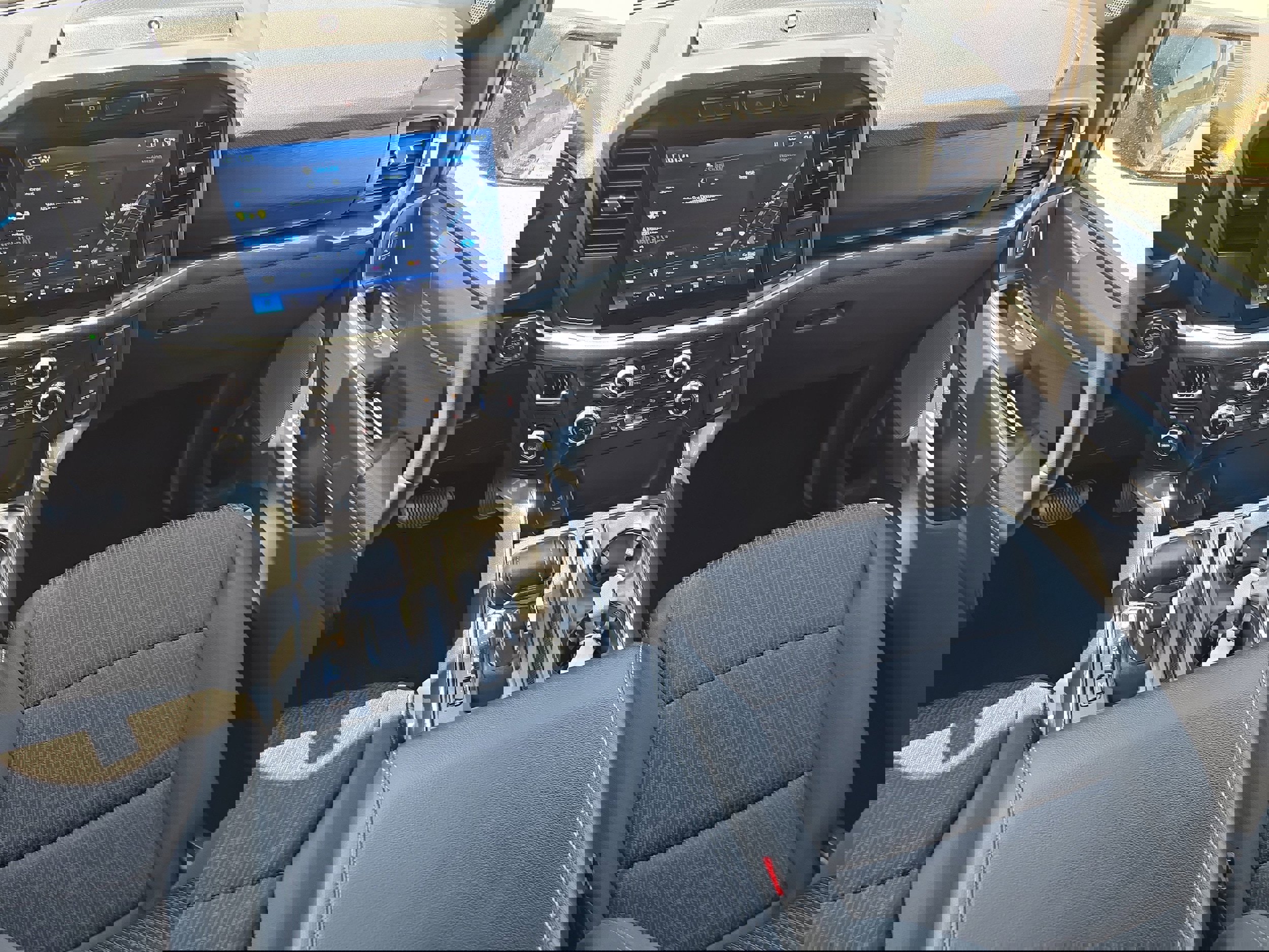 Certified 2022 Ford F150 XLT w/ Equipment Group 302A High image 15