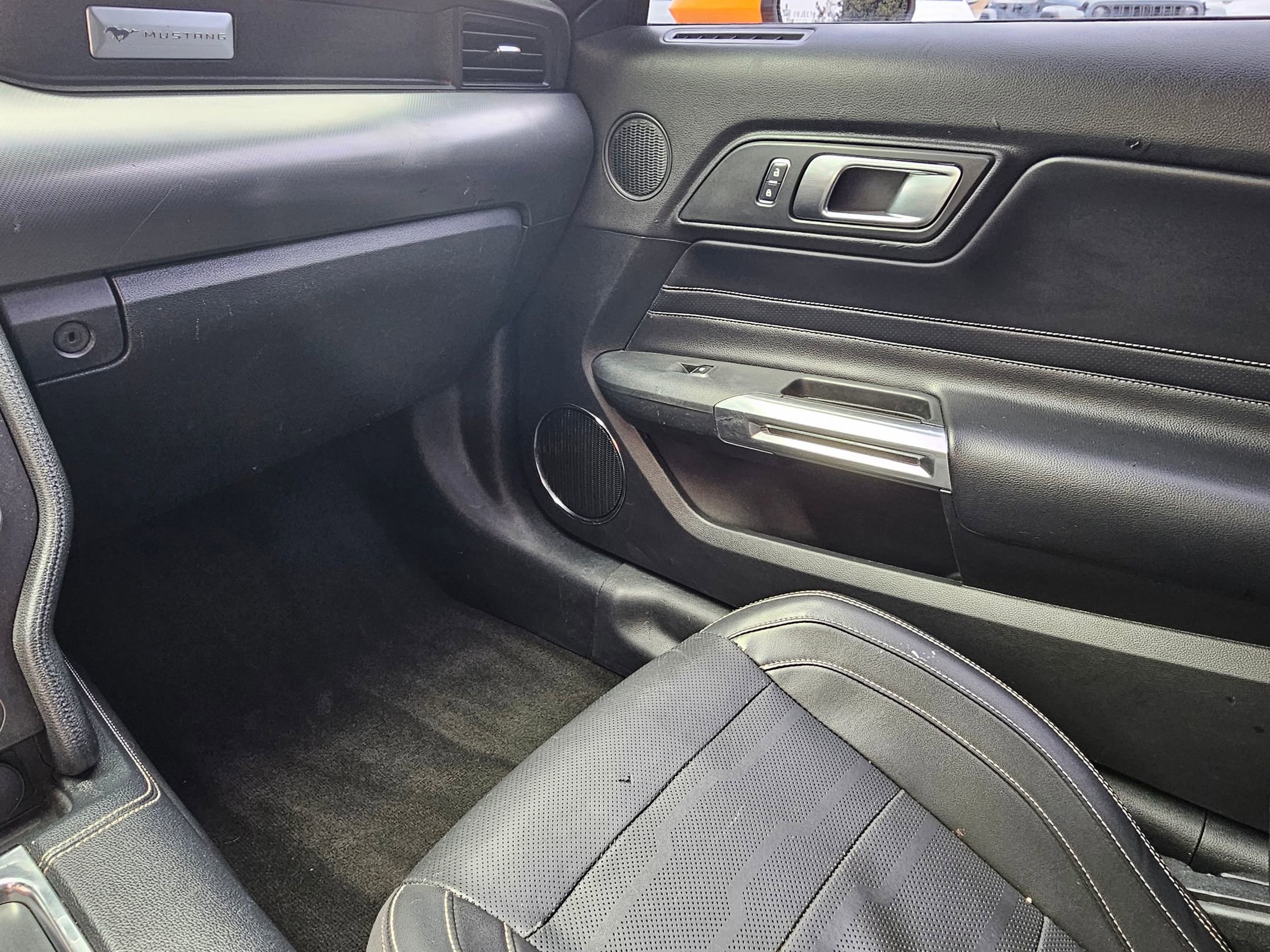 Used 2018 Ford Mustang Premium w/ Equipment Group 201A image 11