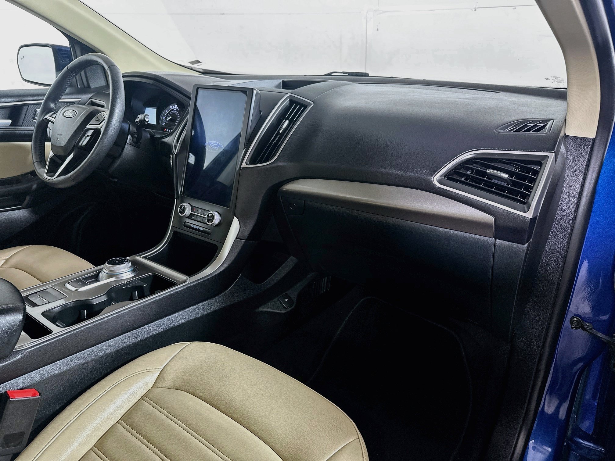 Used 2024 Ford Edge SEL AWD/4WD image 26