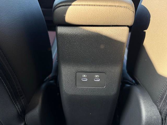 New 2026 Nissan Kicks SR AWD/4WD image 12