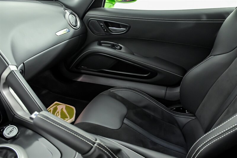 Used 2014 SRT Viper GTS RWD image 32