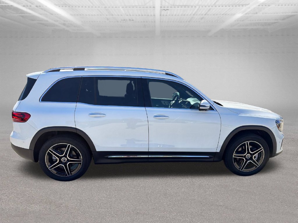 New 2026 Mercedes-Benz GLB 250 4MATIC image 9