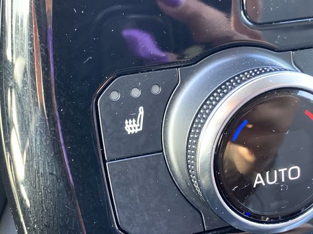 Used 2022 Toyota Highlander XLE image 28