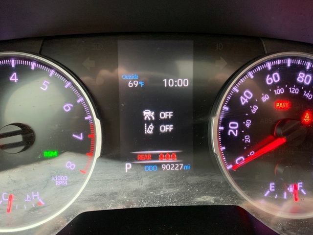 Used 2019 Toyota RAV4 XLE Premium w/ Cold Weather Package AWD/4WD image 36