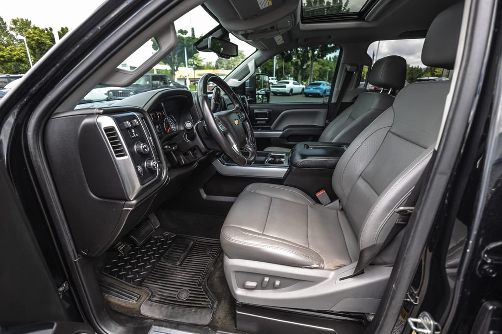 Used 2017 Chevrolet Silverado 3500 LTZ w/ Midnight Edition AWD/4WD image 19