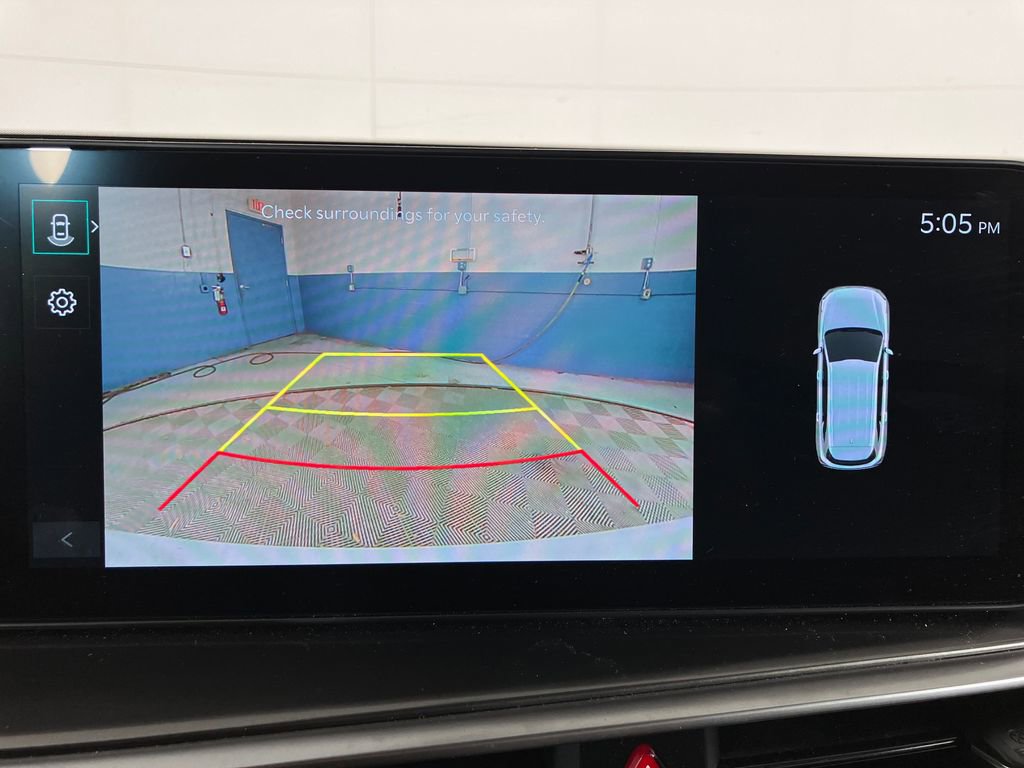 Used 2025 Kia Sorento S image 23