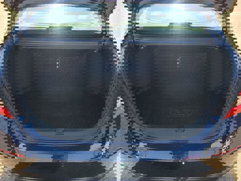 Used 2018 Honda Accord Touring image 32