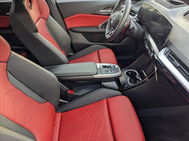 Used 2025 BMW X1 M35i w/ Premium Package image 21