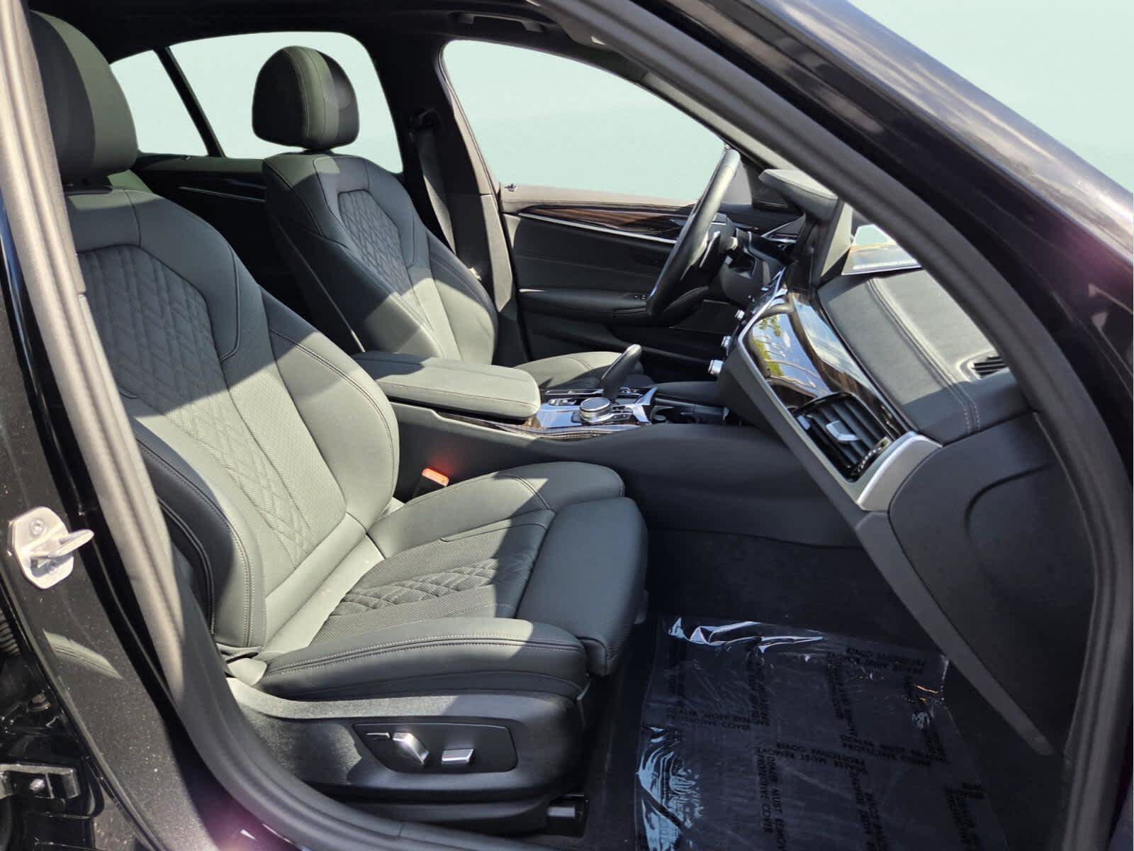 Certified 2023 BMW 530i xDrive w/ Premium Package AWD/4WD image 18