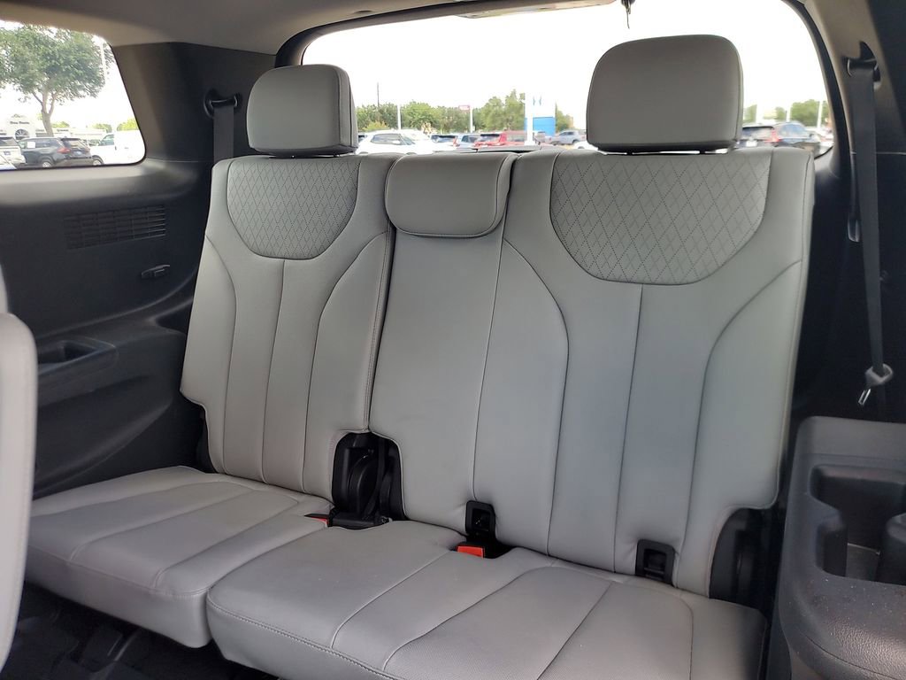 Used 2021 Hyundai Palisade SEL w/ Premium Package FWD image 8