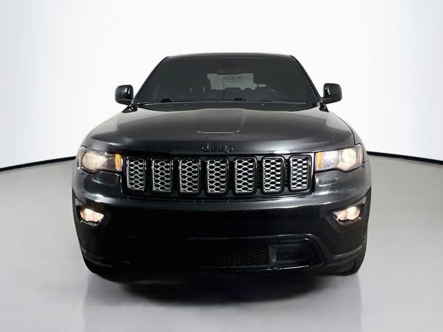 Used 2021 Jeep Grand Cherokee Laredo X RWD image 2