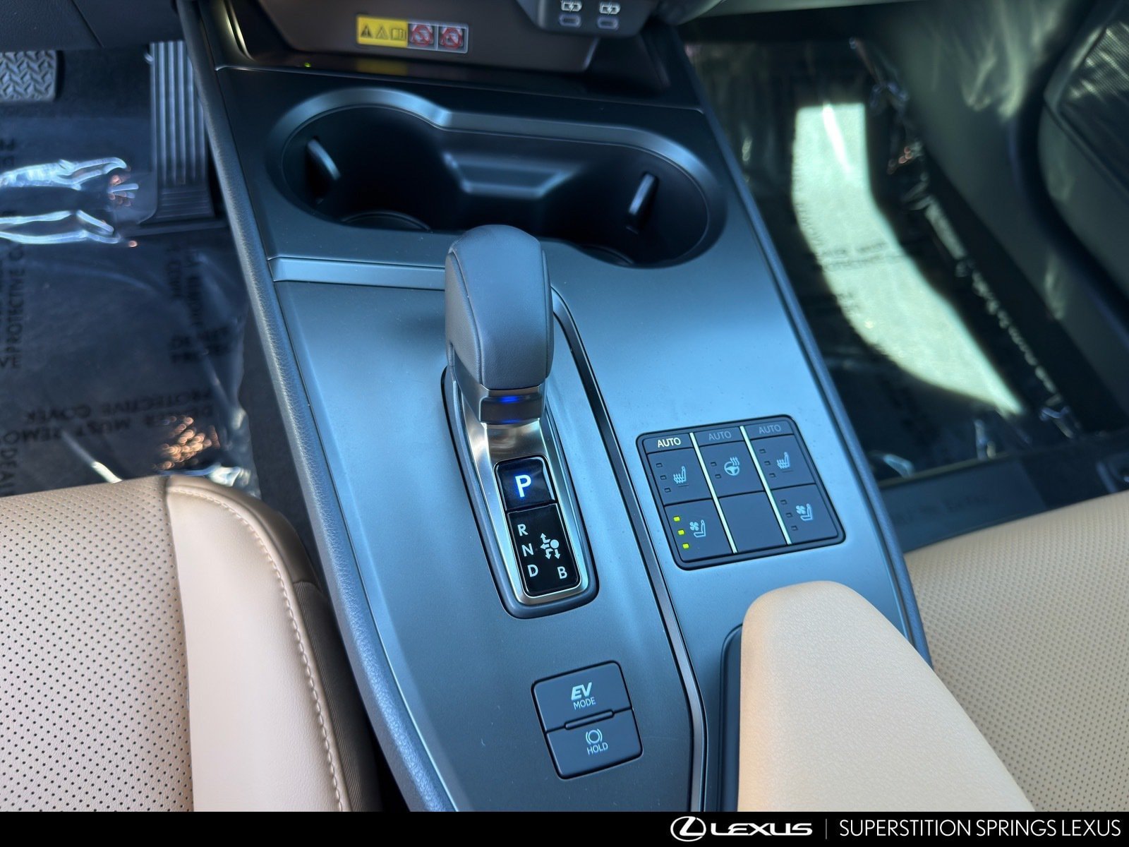 New 2026 Lexus UX 300h FWD w/ Cold Area Package image 21