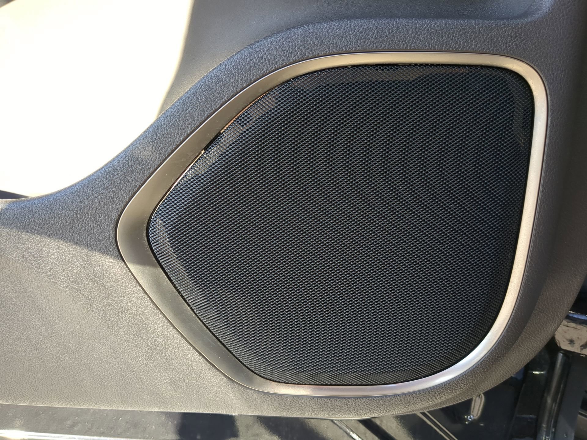 Used 2023 Lincoln Nautilus Reserve w/ Equipment Group 201A image 48