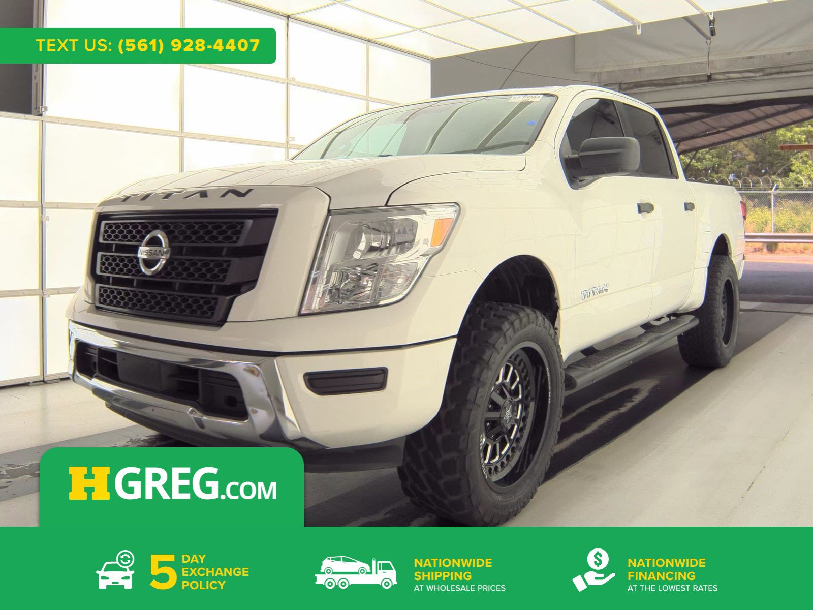 Used 2022 Nissan Titan SV RWD image 1
