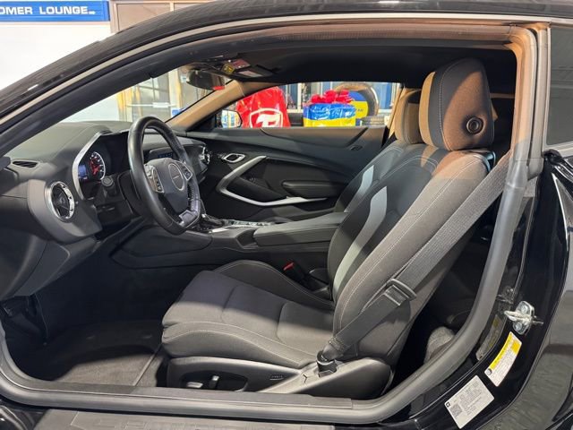 Used 2020 Chevrolet Camaro LT image 7