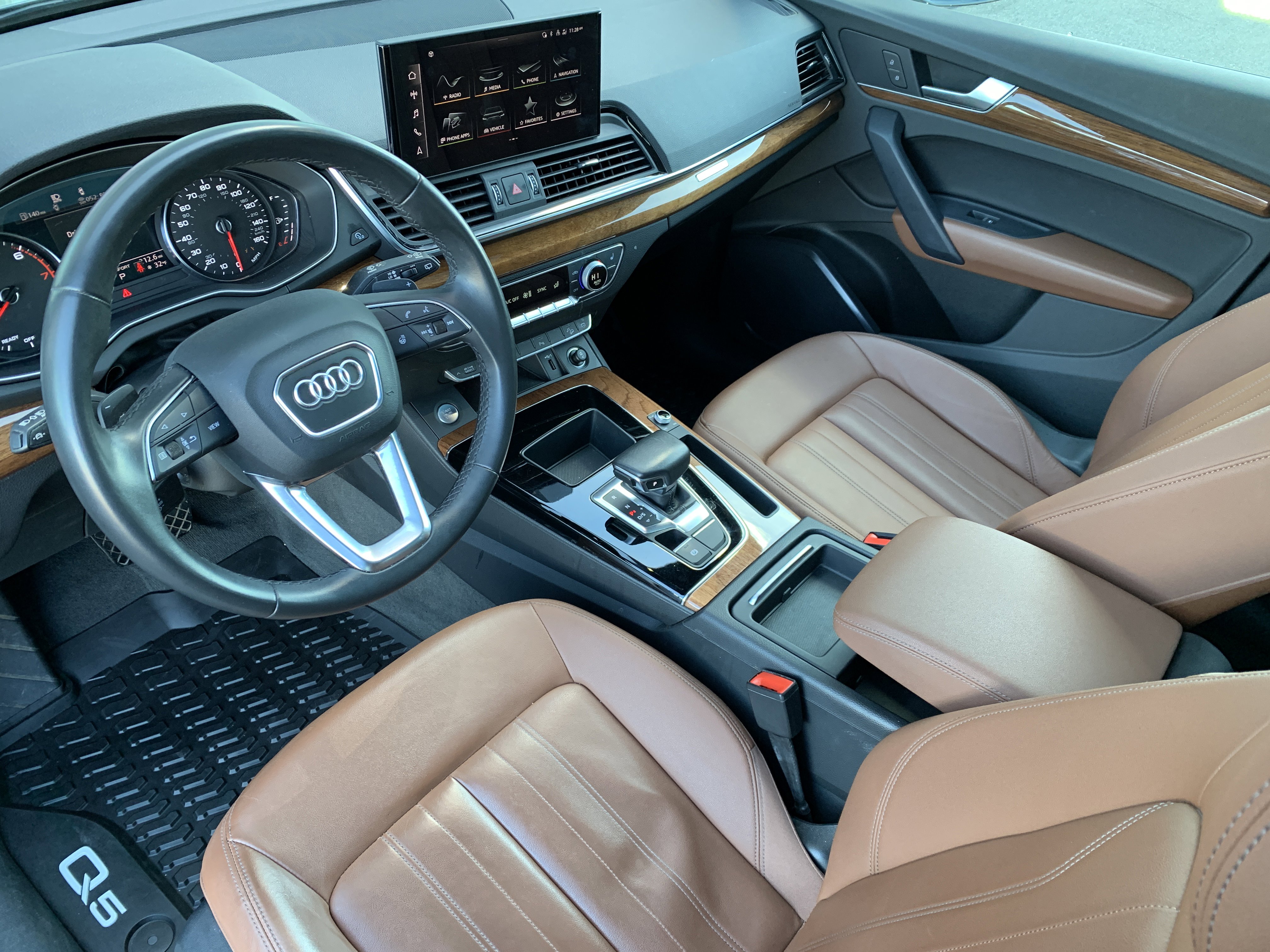 Certified 2022 Audi Q5 2.0T Premium w/ Convenience Package AWD/4WD image 8
