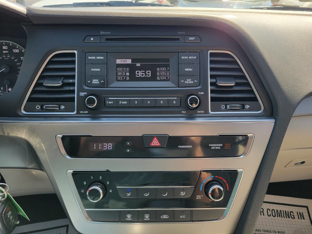 Used 2017 Hyundai Sonata SE image 15