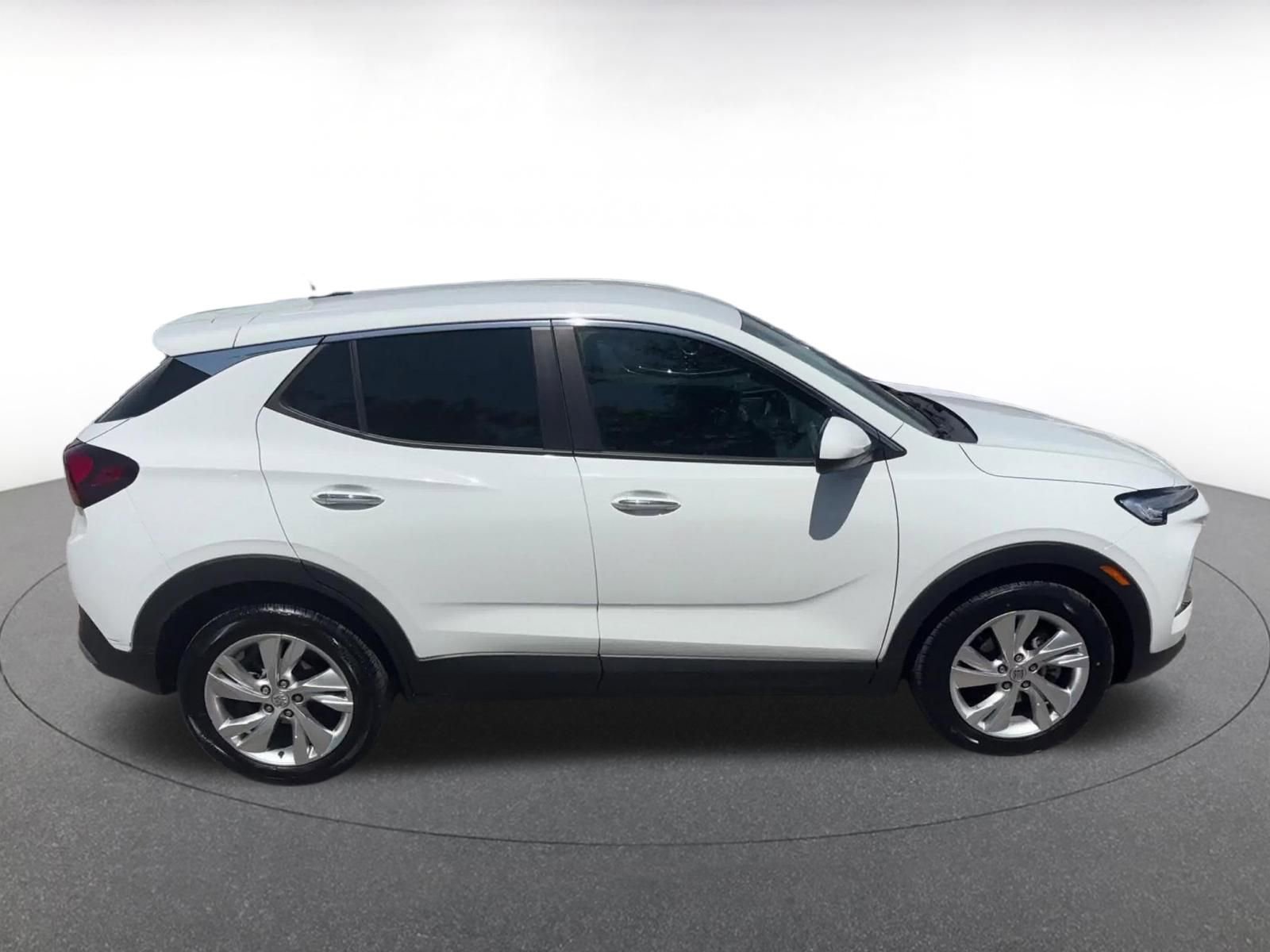 Used 2025 Buick Encore GX Preferred FWD image 16