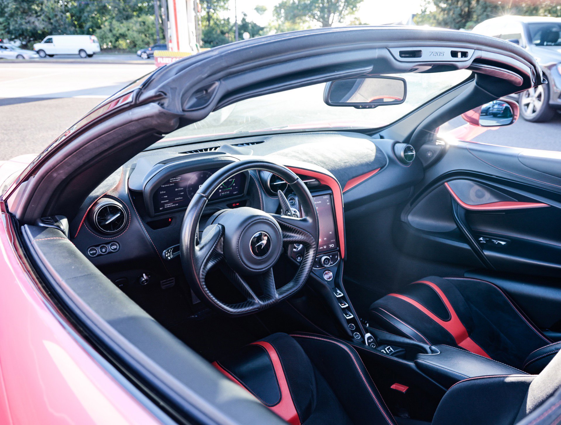 Used 2020 McLaren 720S Performance image 13